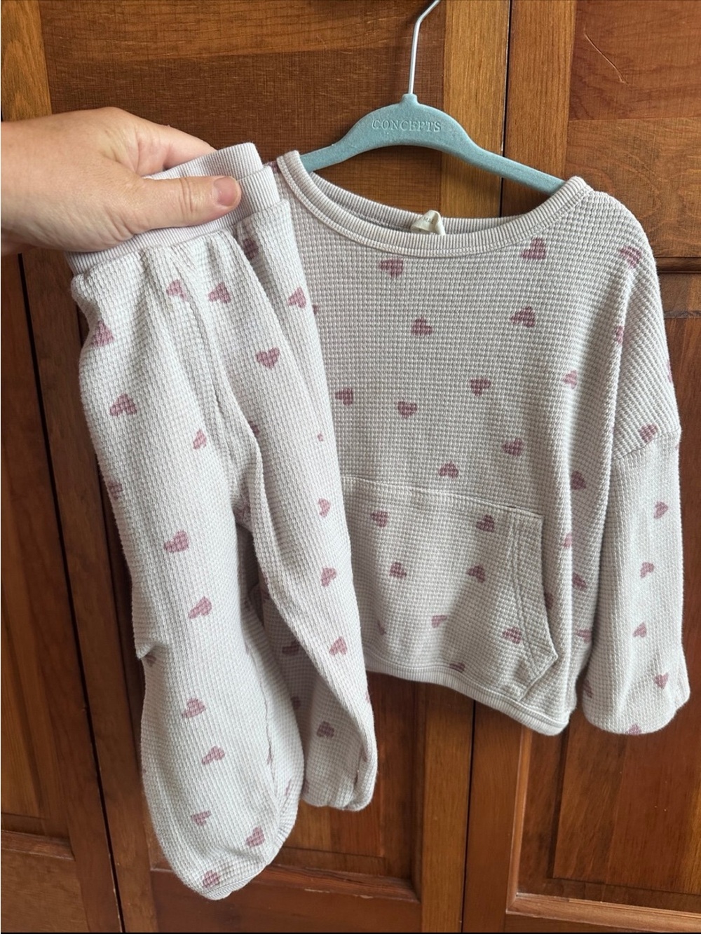QuincyMae oversized pink heart two piece baby girl set size 18-2months